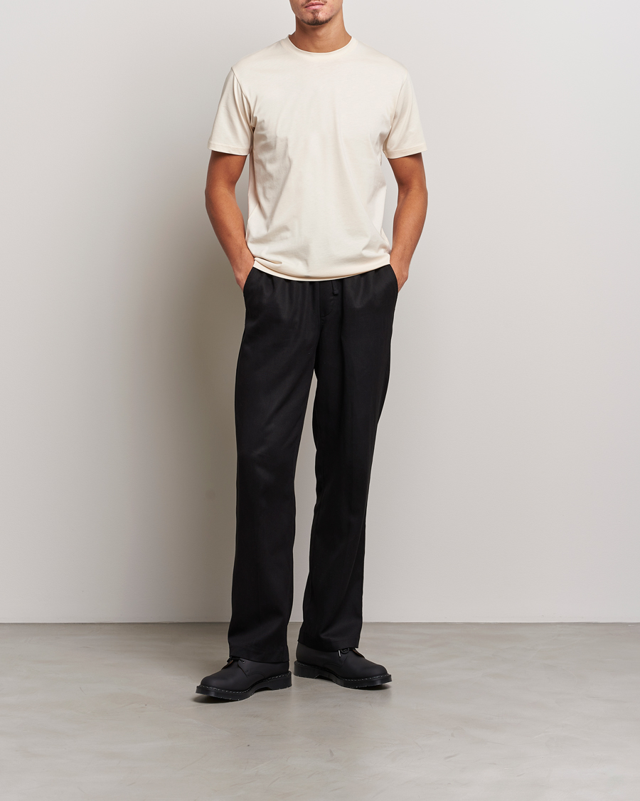 Herre | T-Shirts | Sunspel | Riviera Midweight Tee Undyed