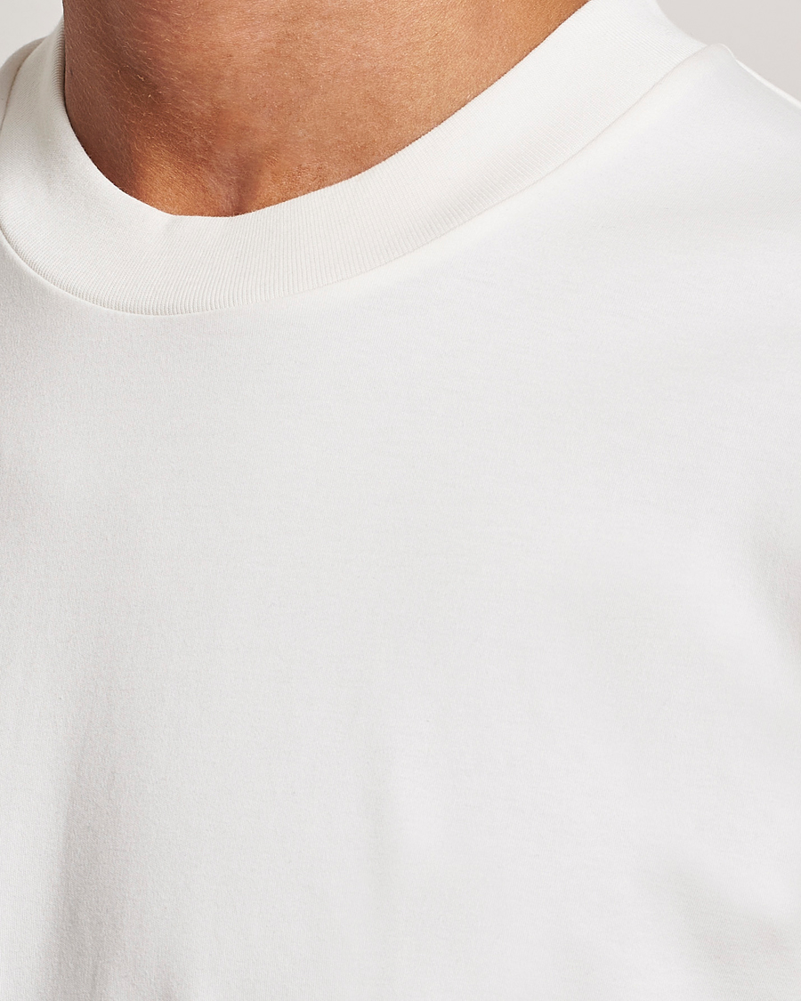 Herre | T-Shirts | Sunspel | Heavyweight Mock Neck T-Shirt Ecru