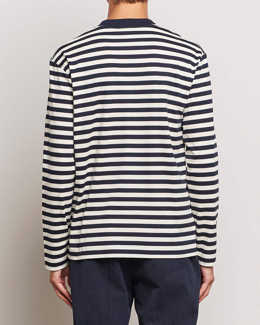Herre | T-Shirts | Sunspel | Heavyweight Mock Neck Long Sleeve T-Shirt Navy/Ecru