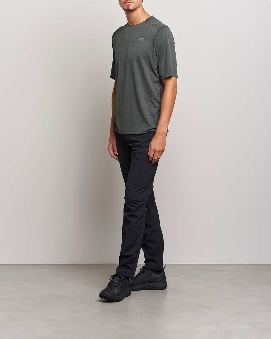 Herre | T-Shirts | Arc'teryx | Cormac Crew Neck T-Shirt Black Heather