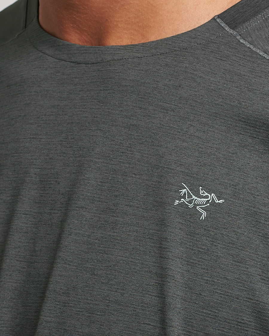 Herre | T-Shirts | Arc'teryx | Cormac Long Sleeve T-Shirt Black Heather