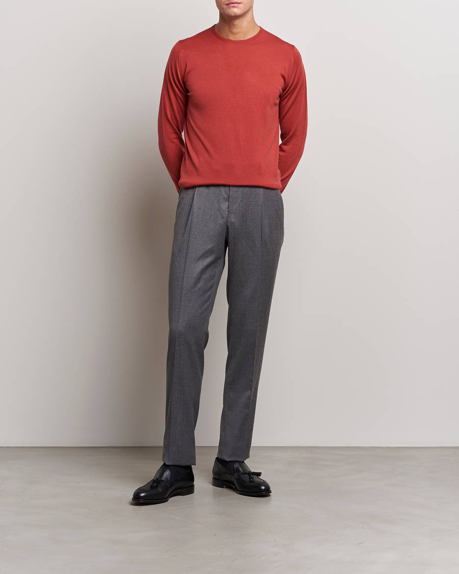 Herre | Gensere | John Smedley | Lundy Extra Fine Merino Crew Neck Redwood