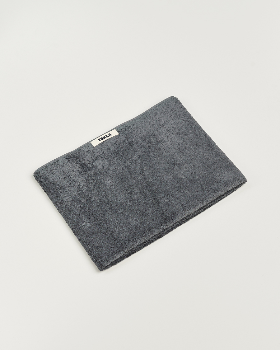 Herre | Tekstiler | Tekla | Organic Terry Bath Towel Charcoal Grey