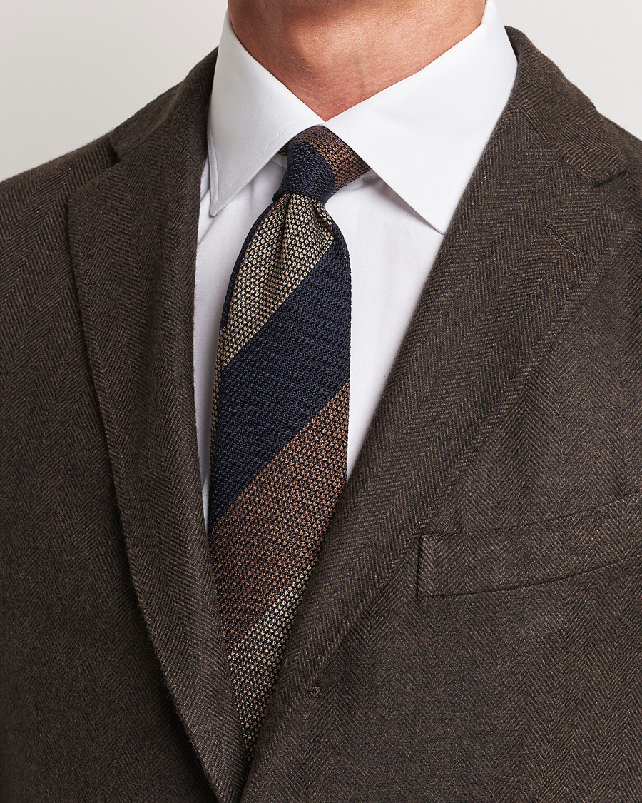 Herre | Amanda Christensen Silk Grenadine 8cm Block Striped Tie Brown/Navy/Beige | Amanda Christensen | Silk Grenadine 8cm Block Striped Tie Brown/Navy/Beige