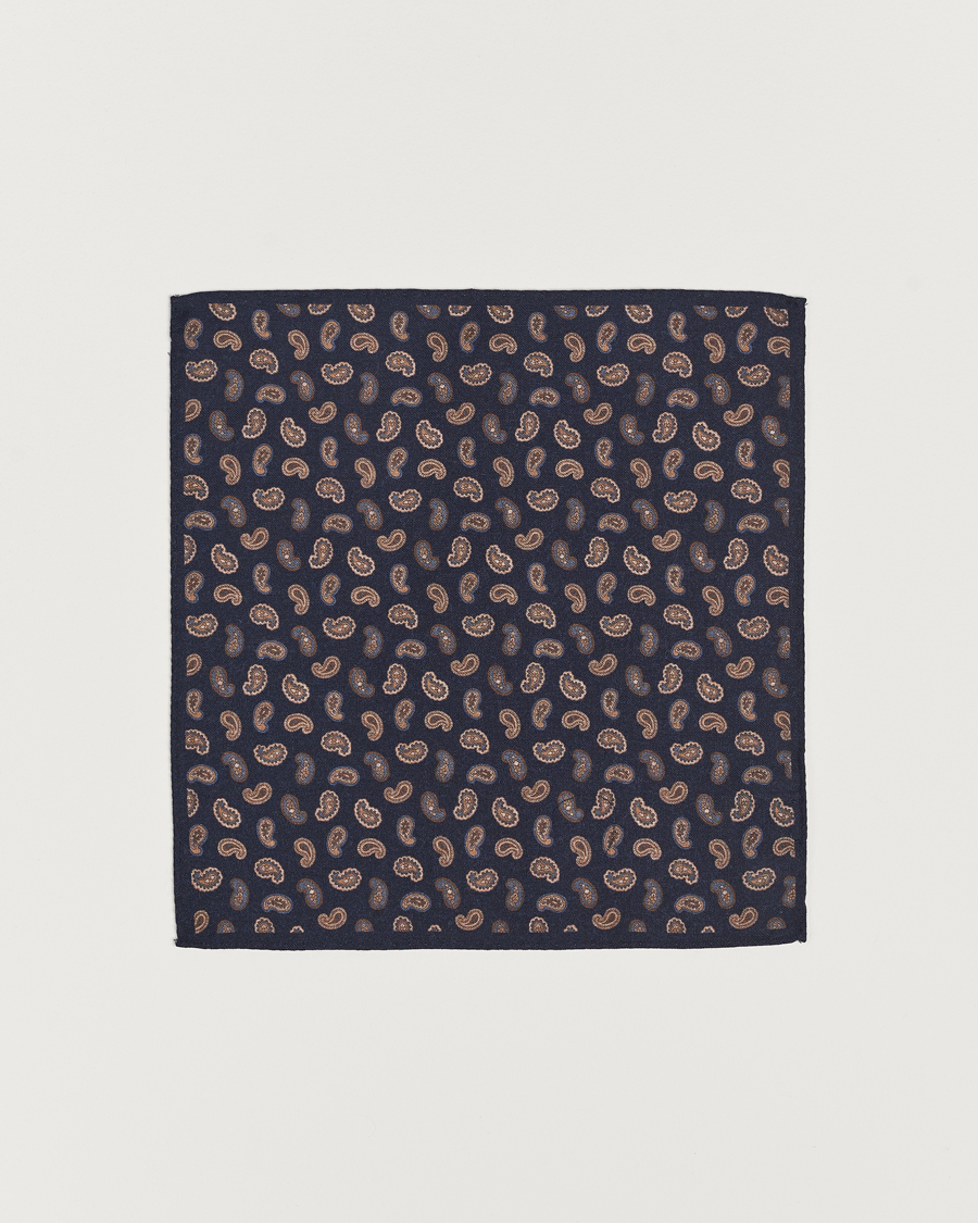 Herre | | Amanda Christensen | Wool Flannel Printed Paisley Pocket Square Navy