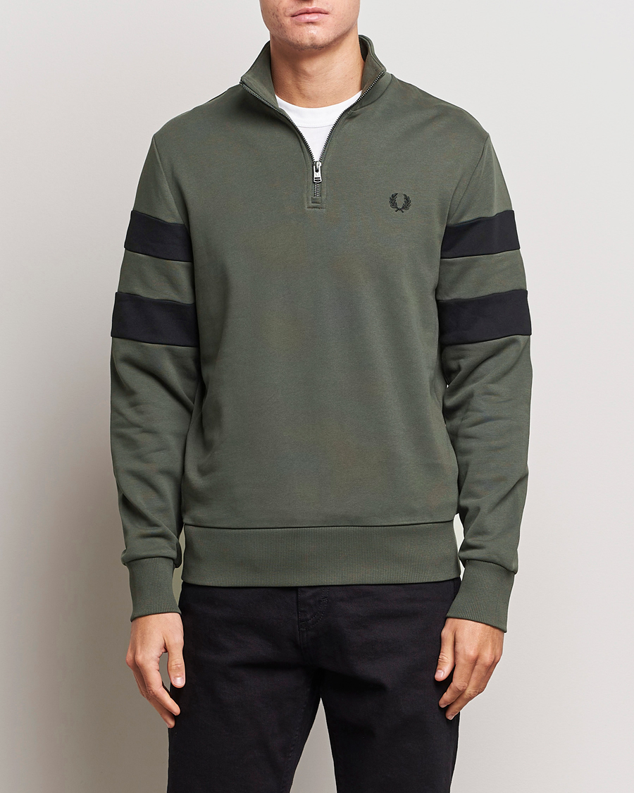 Herre | Gensere | Fred Perry | Tipped Sleeve Half Zip Sweatshirt Field Green