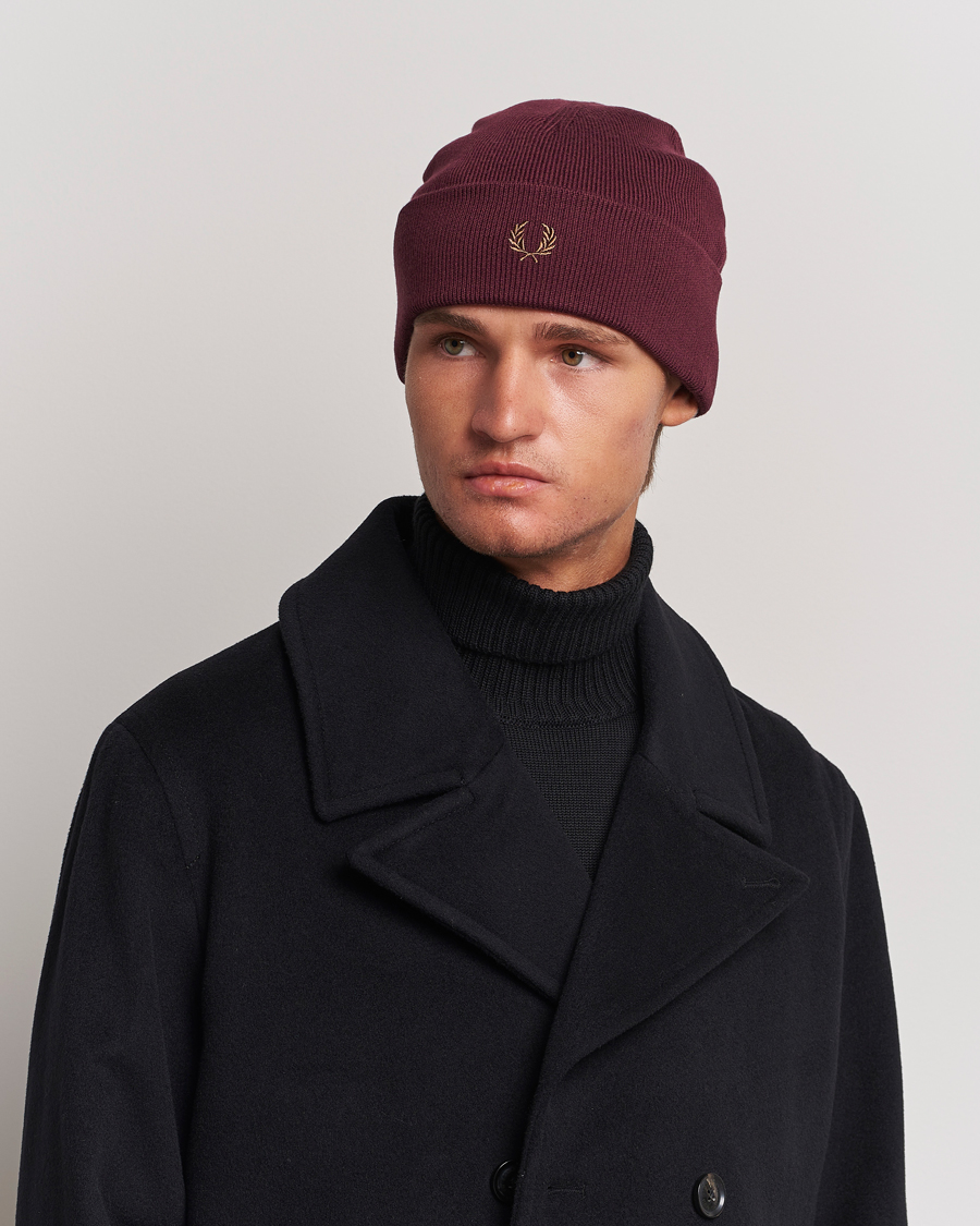 Herre | Fred Perry Merino Wool Beanie Oxblood | Fred Perry | Merino Wool Beanie Oxblood