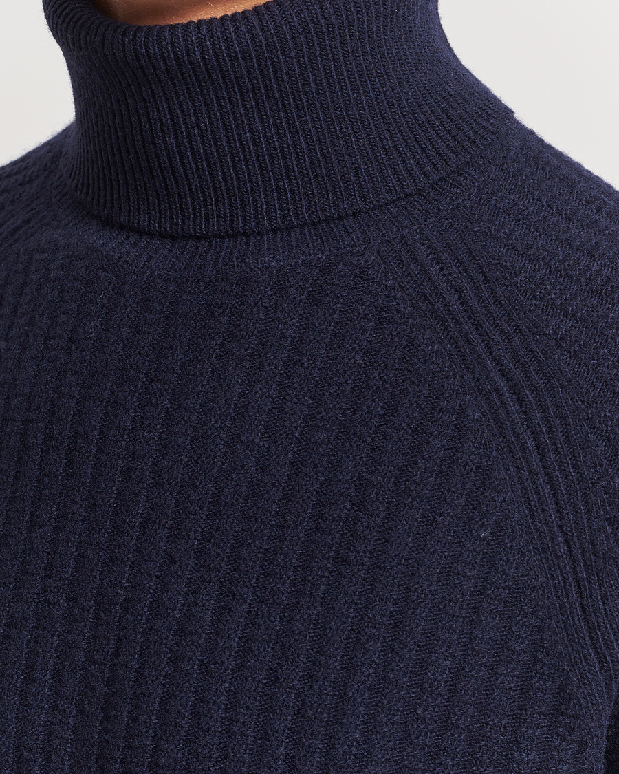 Herre | Gensere | GANT | Lambswool Textured Rollneck Evening Blue