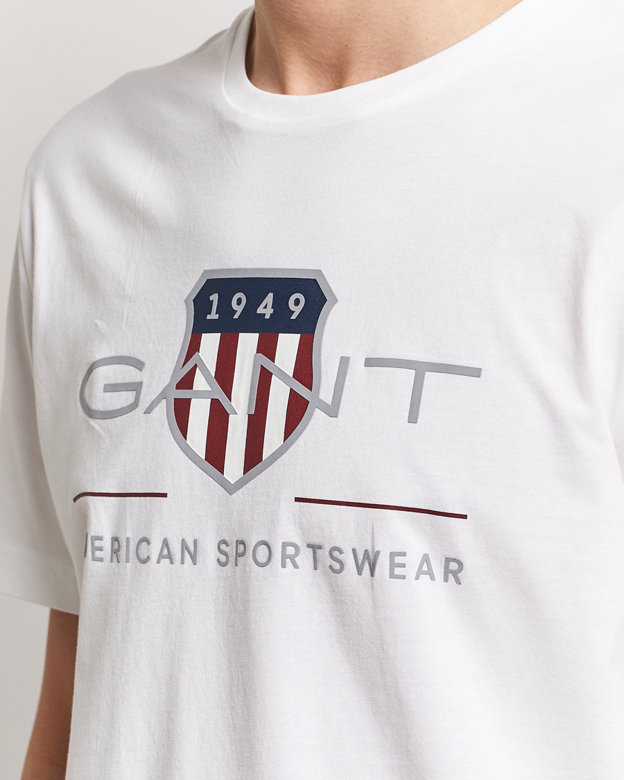 Herre | T-Shirts | GANT | Archive Shield Logo T-Shirt White