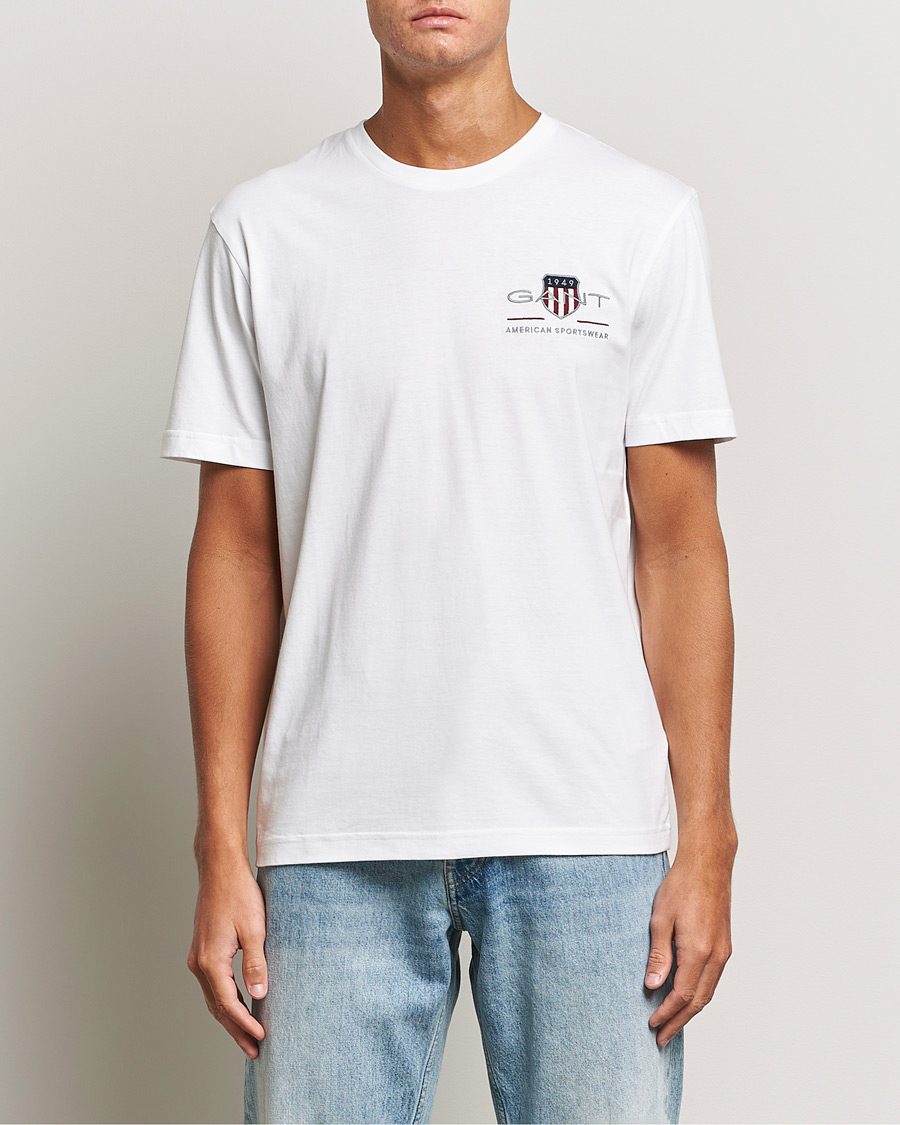 Herre | T-Shirts | GANT | Archive Shield Small Logo T-Shirt White