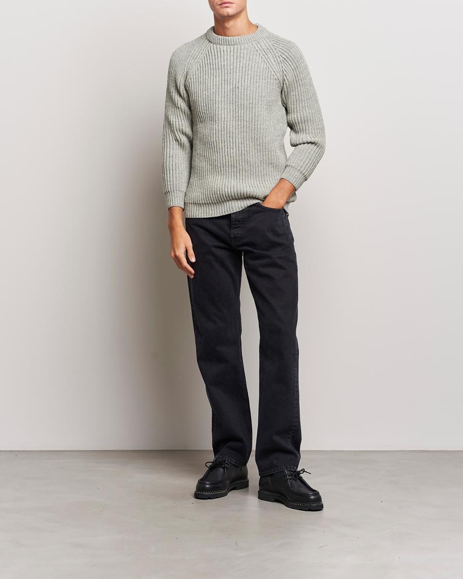 Herre | Gensere | Gloverall | Fisherman Rib Chunky Wool Crew Light Grey