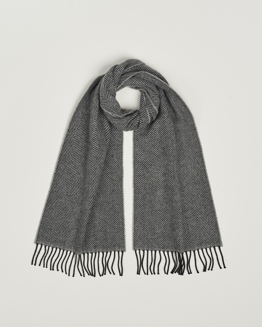 Herre | Begg & Co | Begg & Co | Herringbone Cashmere Scarf 30*170cm Grey