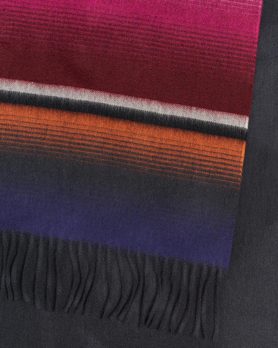 Herre | Begg & Co Solid/Checked Cashmere Scarf 36*183cm Midnight Pink | Begg & Co | Solid/Checked Cashmere Scarf 36*183cm Midnight Pink