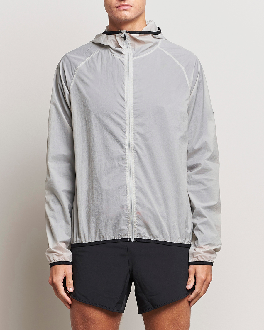 Herre |  | District Vision | Ultralight Packable DWR Wind Jacket Moonstone