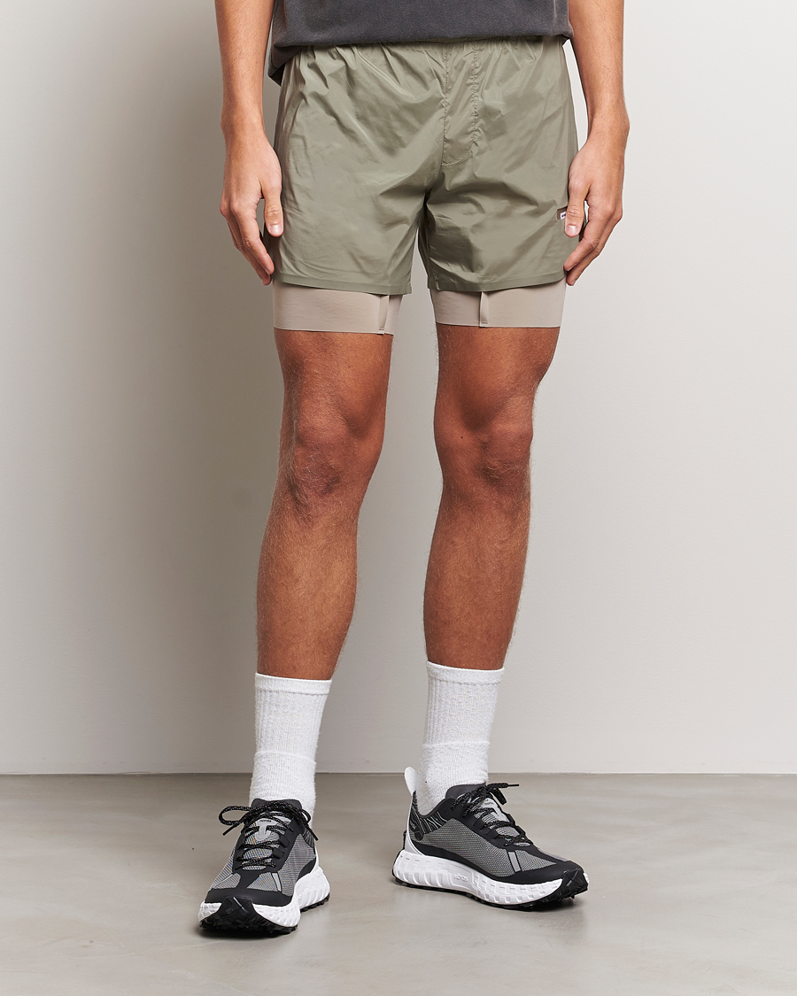 Herre | Shorts | Satisfy | TechSilk 8 Inch Shorts Vetiver