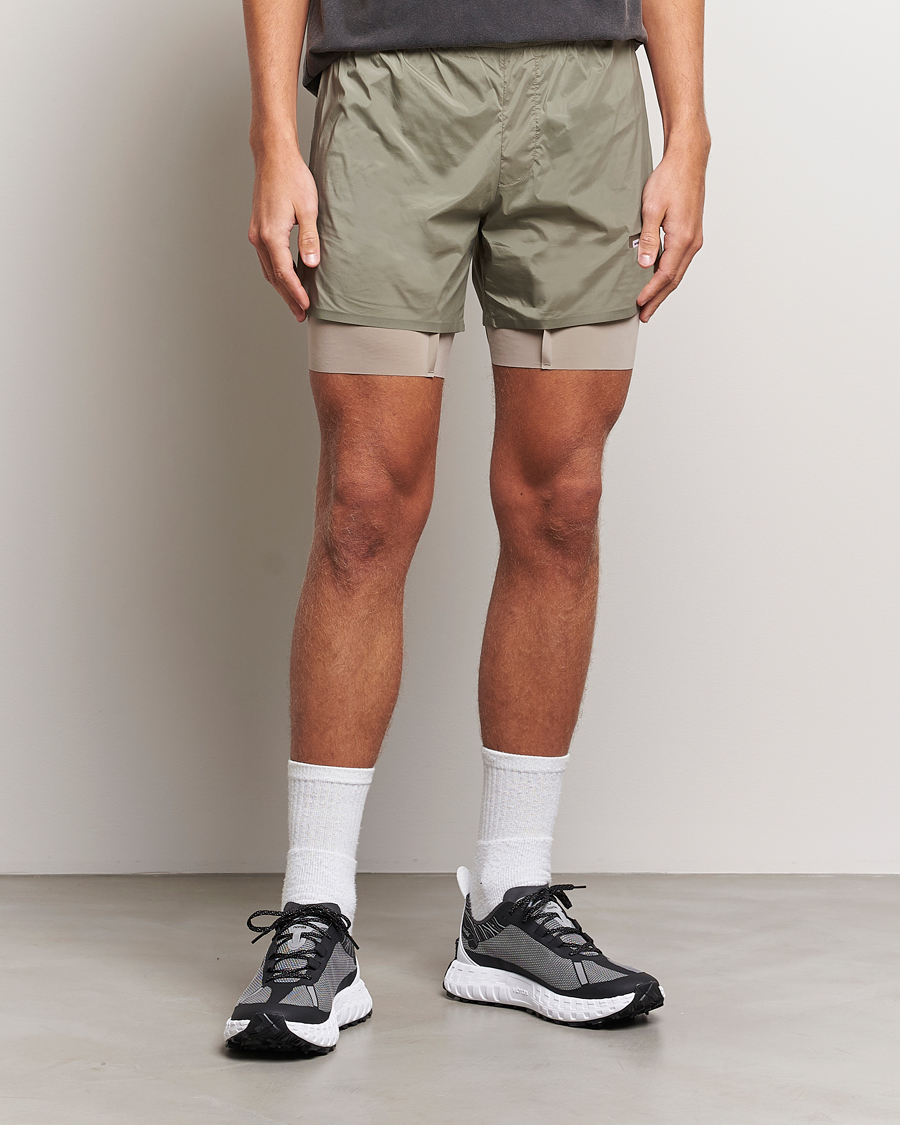 Herre | Klær | Satisfy | TechSilk 8 Inch Shorts Vetiver