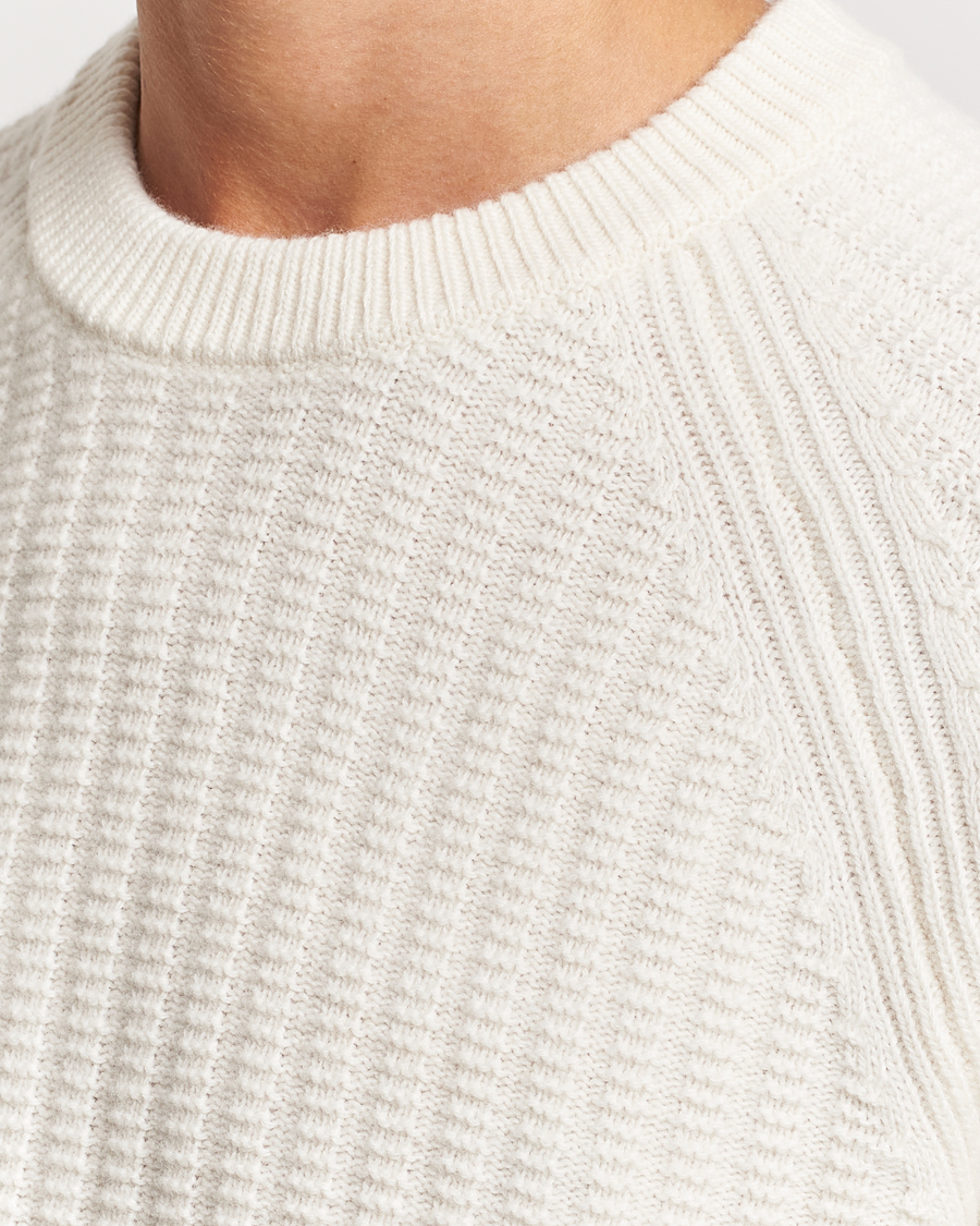 Herre | Gensere | GANT | Textured Raglan Knitted Crew Neck Cream