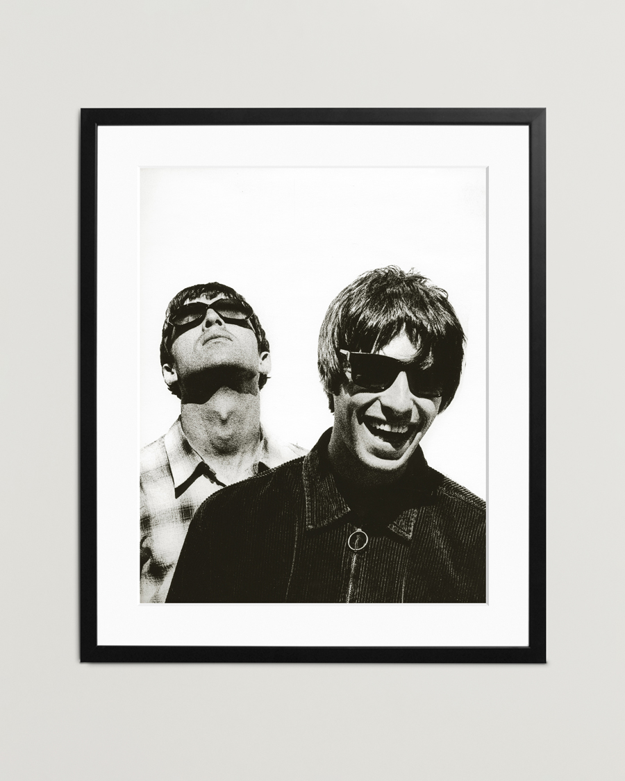 Herre | Bilder | Sonic Editions | Framed Noel & Liam At The Hotel