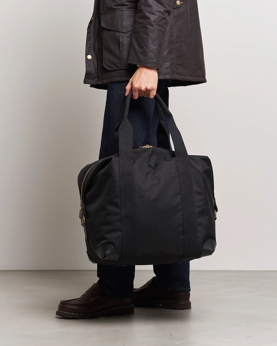Herre | Vesker | Bennett Winch | Small Nylon Cargo Bag Black