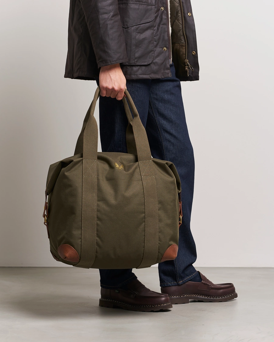 Herre | Weekendbager | Bennett Winch | Small Nylon Cargo Bag Olive