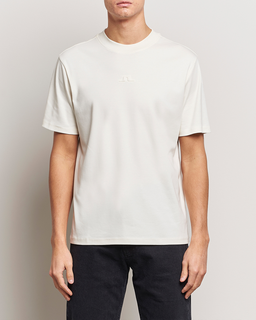 Herre | Kortermede t-shirts | J.Lindeberg | Adnan Logo Mock Neck T-Shirt Cloud White