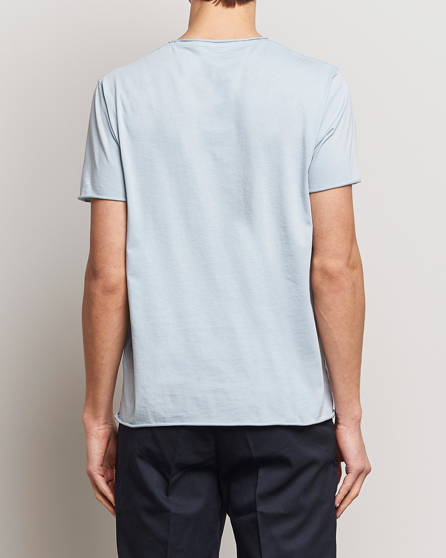 Herre | T-Shirts | Filippa K | Roll Neck Crew Neck T-Shirt Dove Blue
