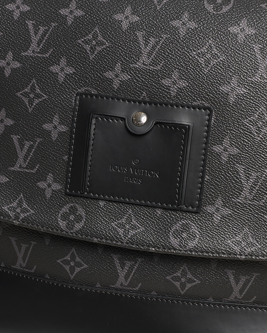 Herre | Louis Vuitton Pre-Owned Messenger Voyager MM Bag Monogram Eclipse | Louis Vuitton Pre-Owned | Messenger Voyager MM Bag Monogram Eclipse