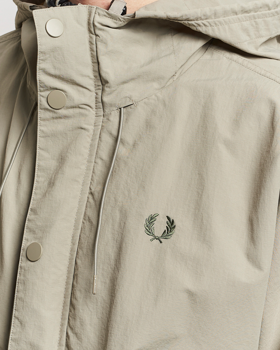 Herre | Jakker | Fred Perry | Cropped Ripstop Hooded Jacket Warm Grey