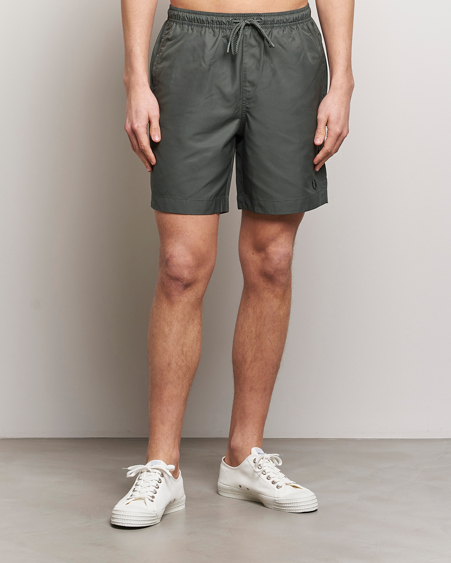 Herre | Badeshorts | Fred Perry | Classic Swimshorts Field Green