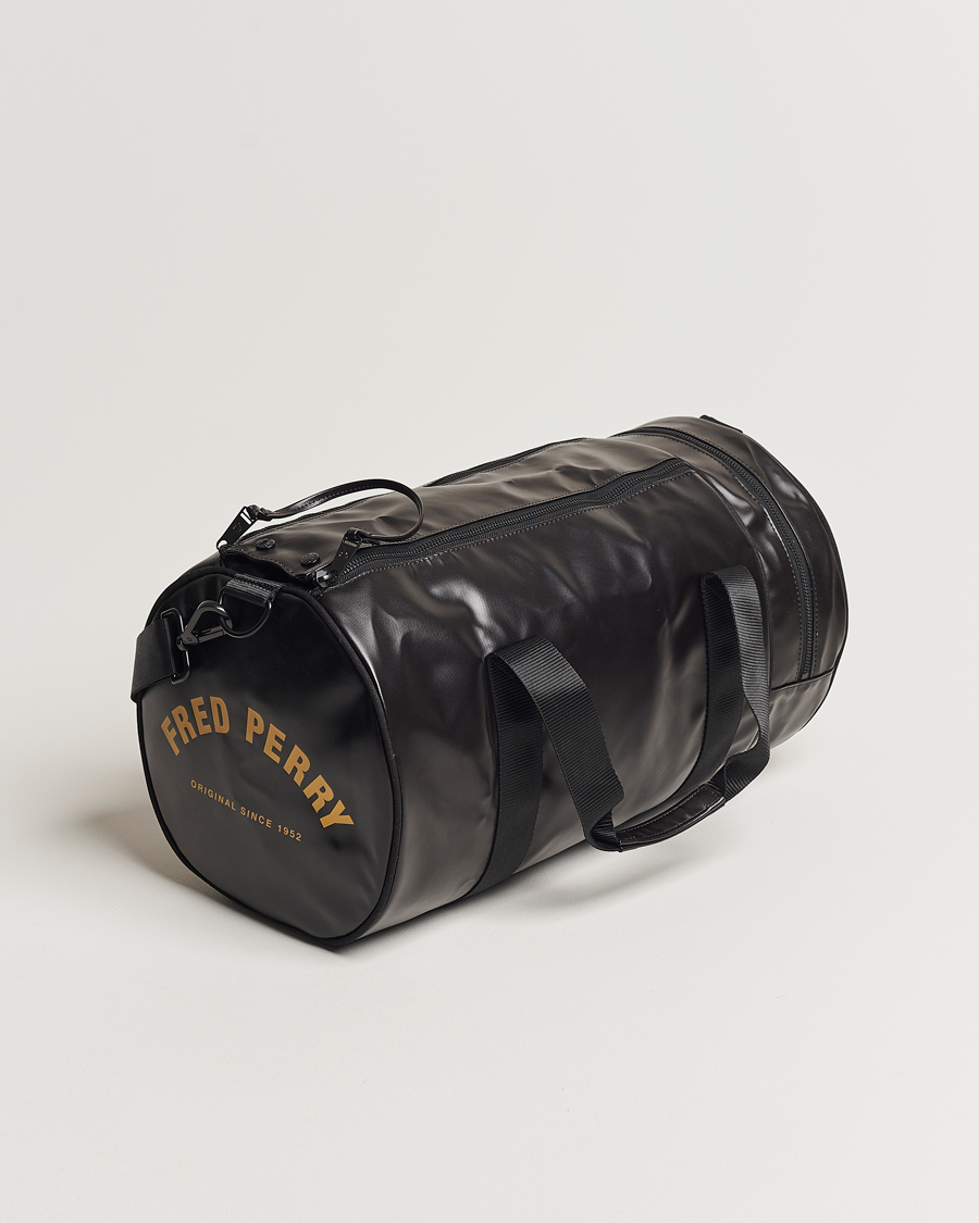 Herre | Vesker | Fred Perry | Tonal Classic Barrel Bag Black/Gold