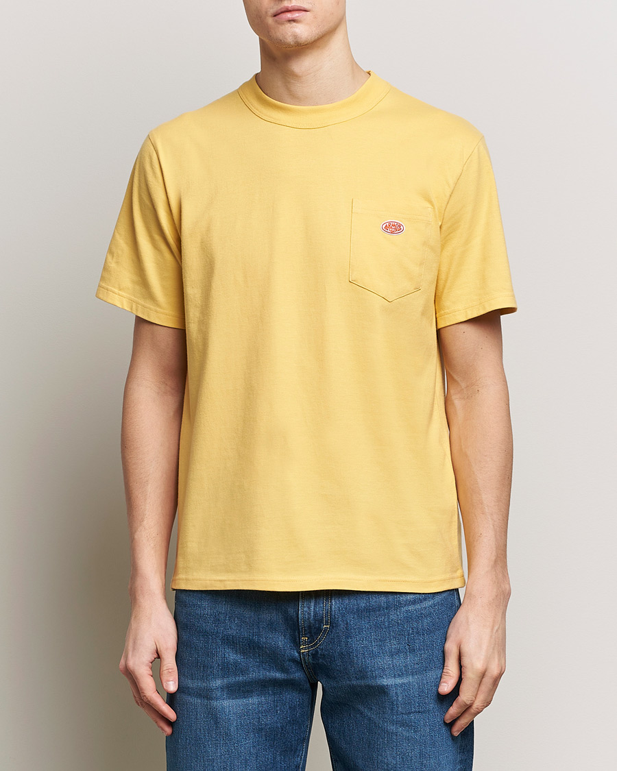 Herre | Kortermede t-shirts | Armor-lux | Callac Pocket T-Shirt Yellow