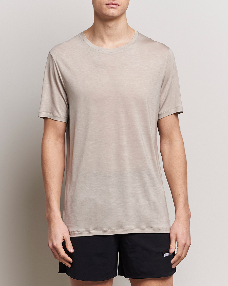 Herre |  | Houdini | Tree Tencel T-Shirt Sandstorm