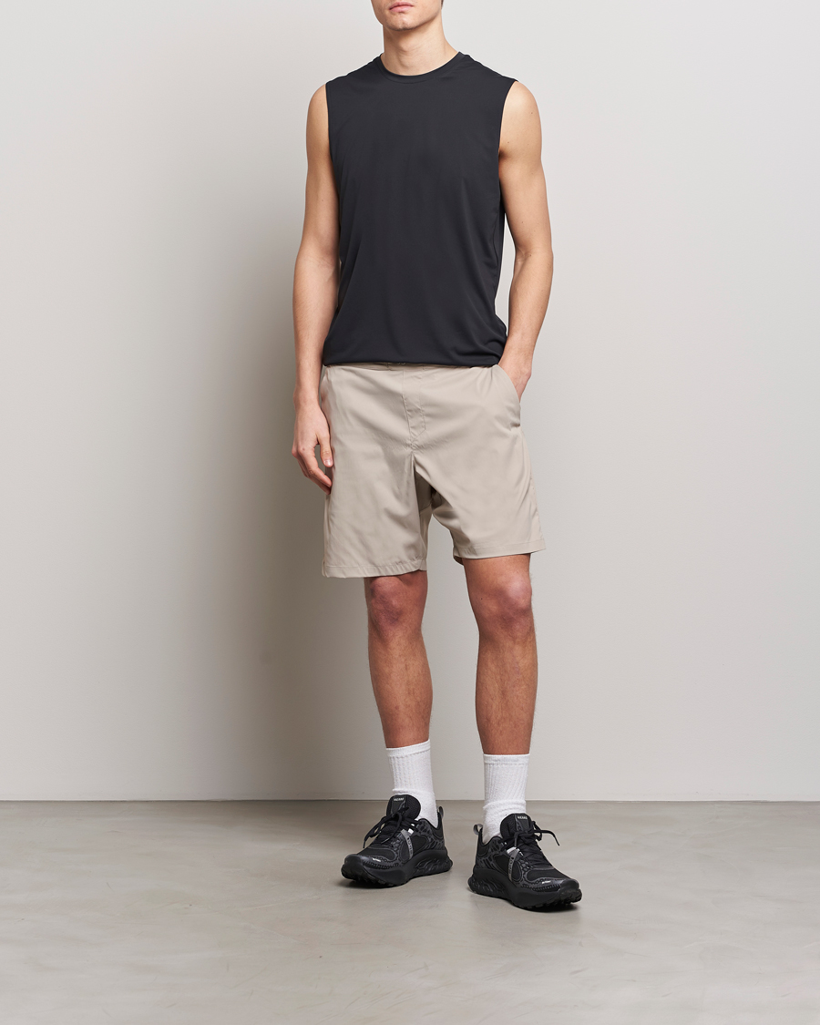 Herre | Shorts | Houdini | Wadi Ultralight Shorts Sandstorm