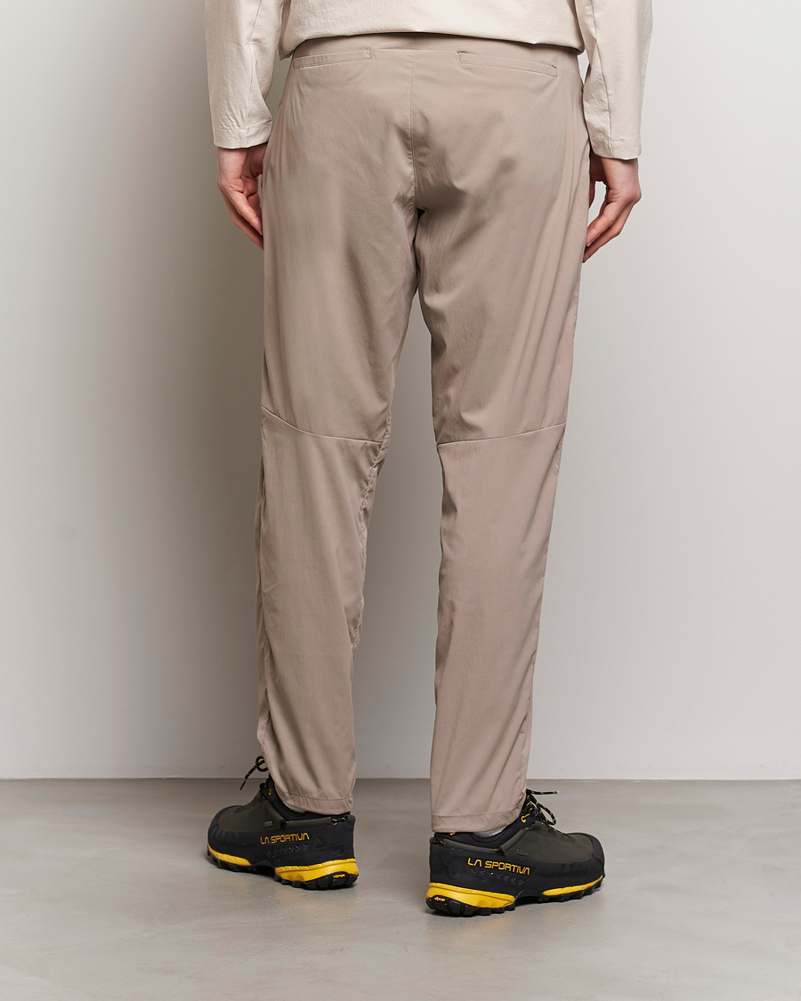 Herre | Bukser | Houdini | Wadi Ultralight Pants Misty Beach