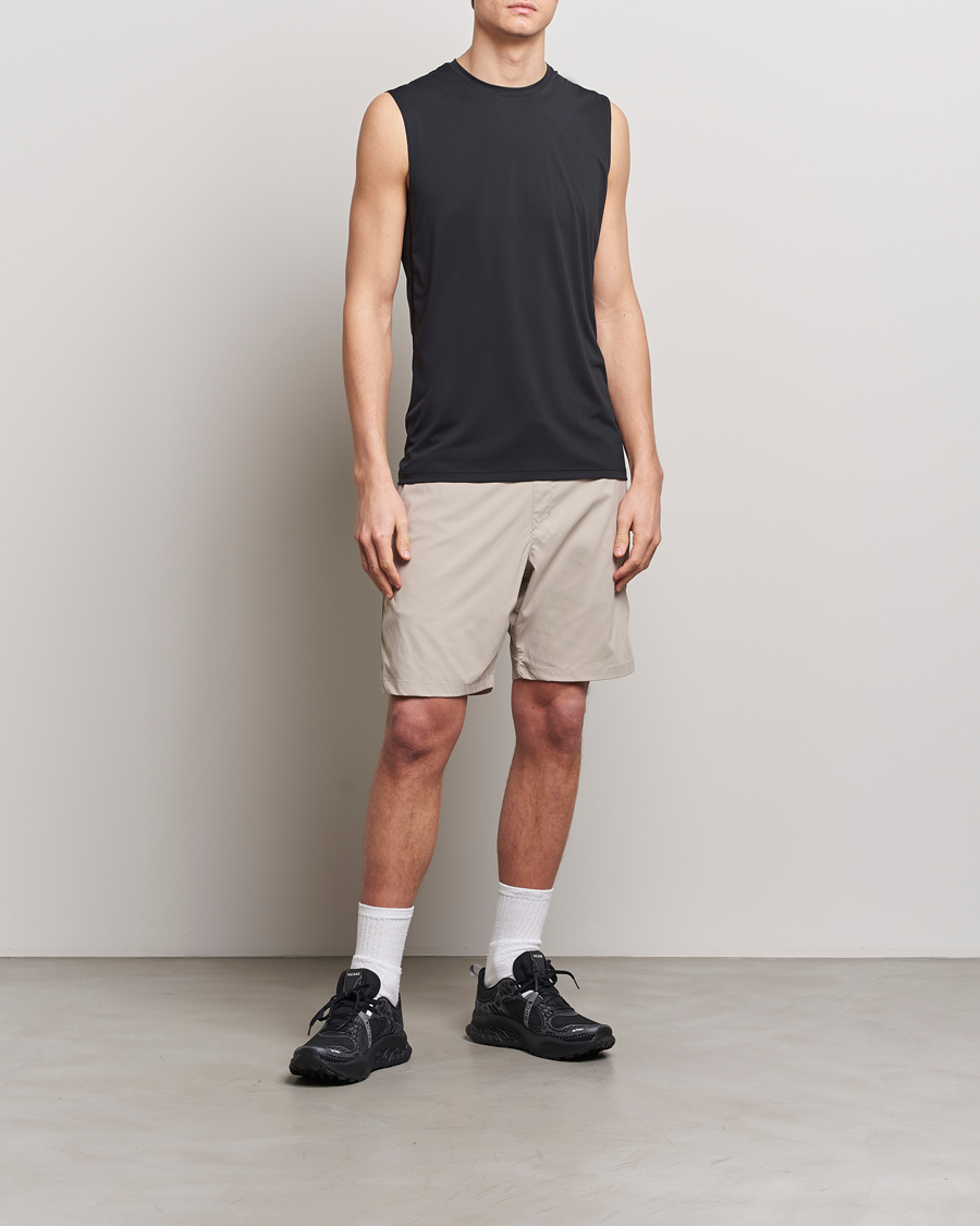 Herre | T-Shirts | Houdini | Pace Air Tank True Black