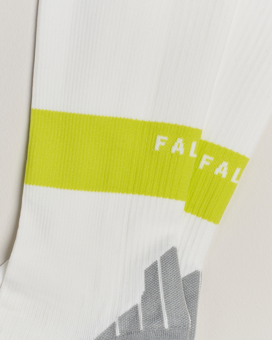 Herre | Undertøy | Falke | RU Compression Running Socks White