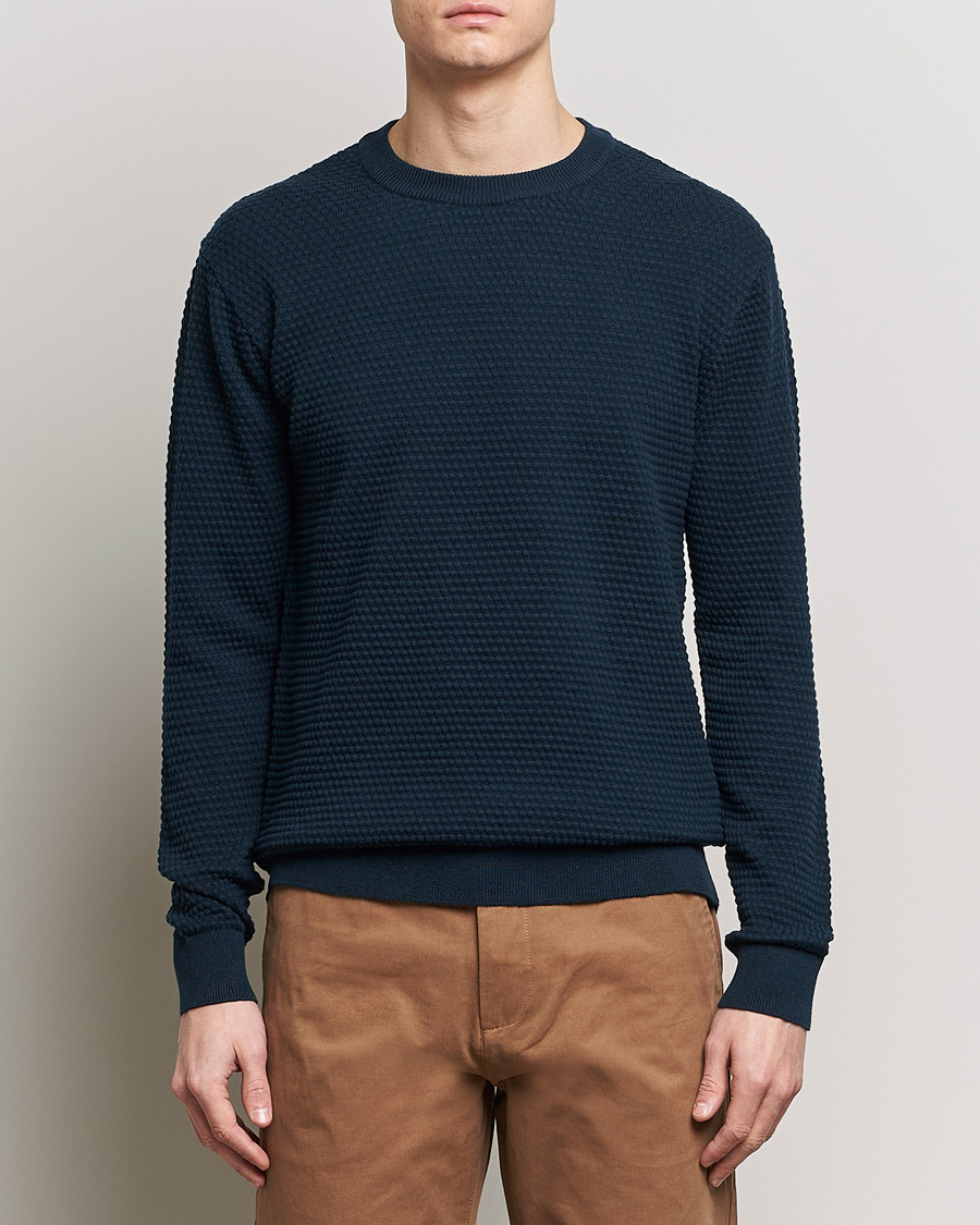 Herre |  | KnowledgeCotton Apparel | Vagn Bubble Knit Cotton Crew Neck Total Eclipse