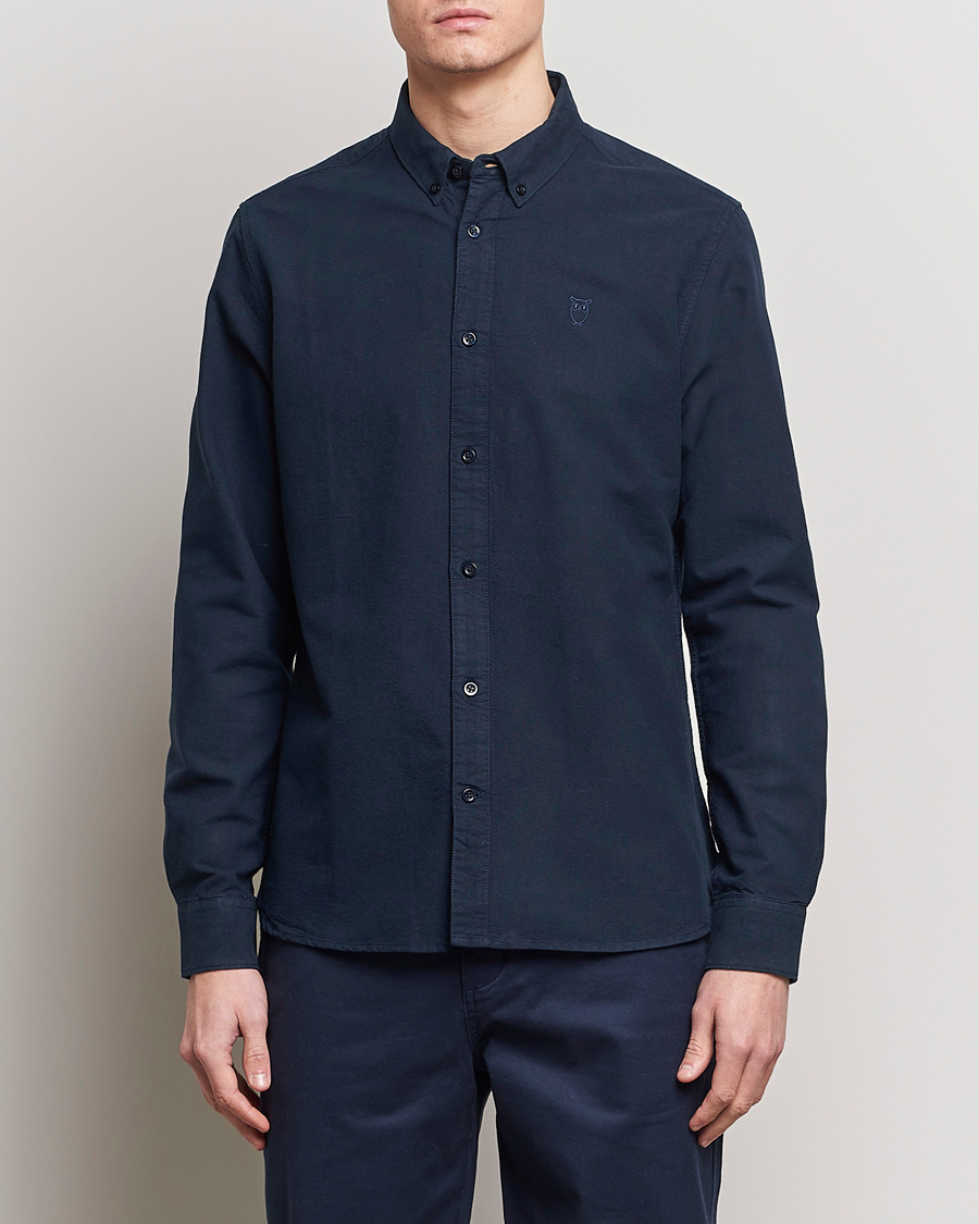 Herre | Klær | KnowledgeCotton Apparel | Harald Small Owl Regular Oxford Shirt Total Eclipse