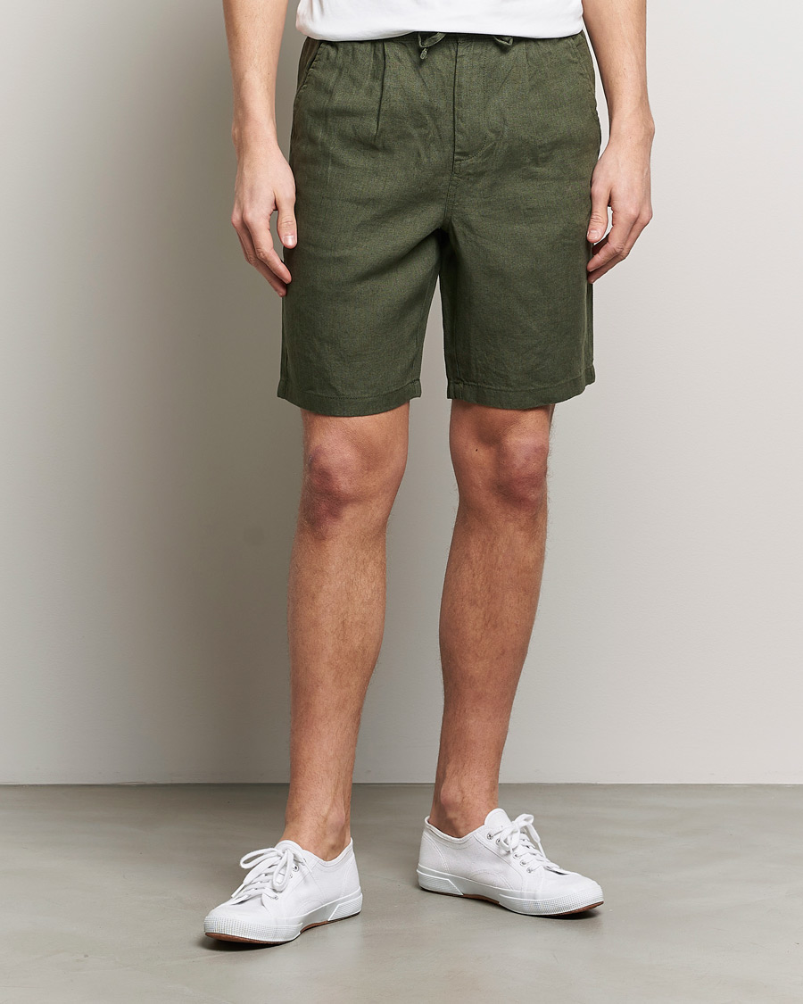 Herre | Shorts | KnowledgeCotton Apparel | Loose Linen Shorts Burned Olive