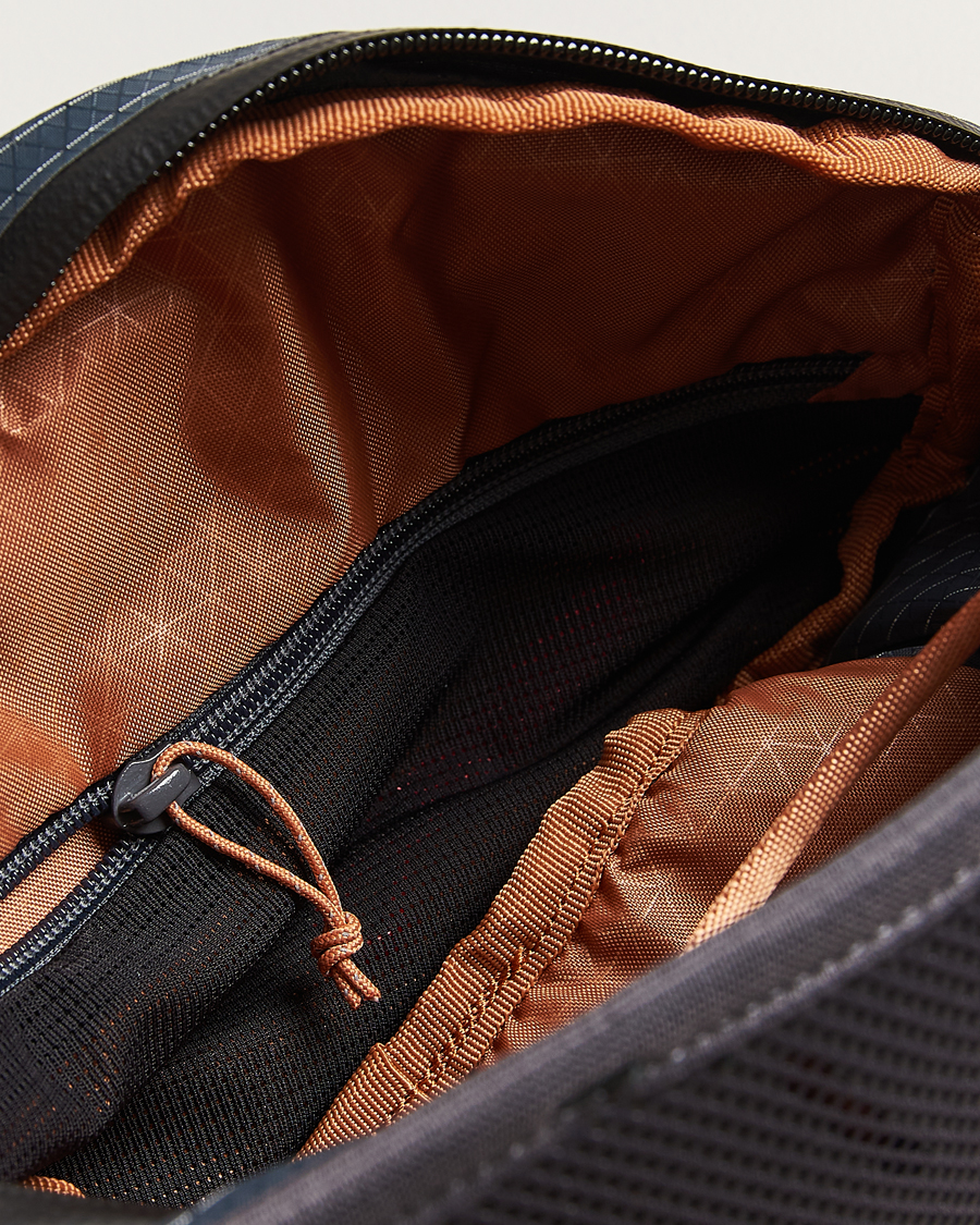 Herre | Black Diamond Pursuit 6 Waist Pack Carbon/Moab Brown | Black Diamond | Pursuit 6 Waist Pack Carbon/Moab Brown