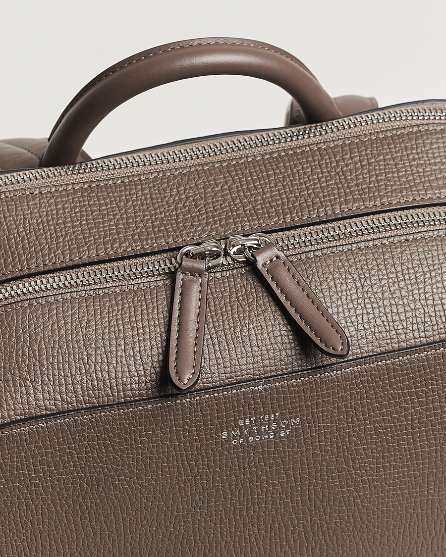 Herre | Vesker | Smythson | Ludlow Zip Around Backpack Dark Taupe