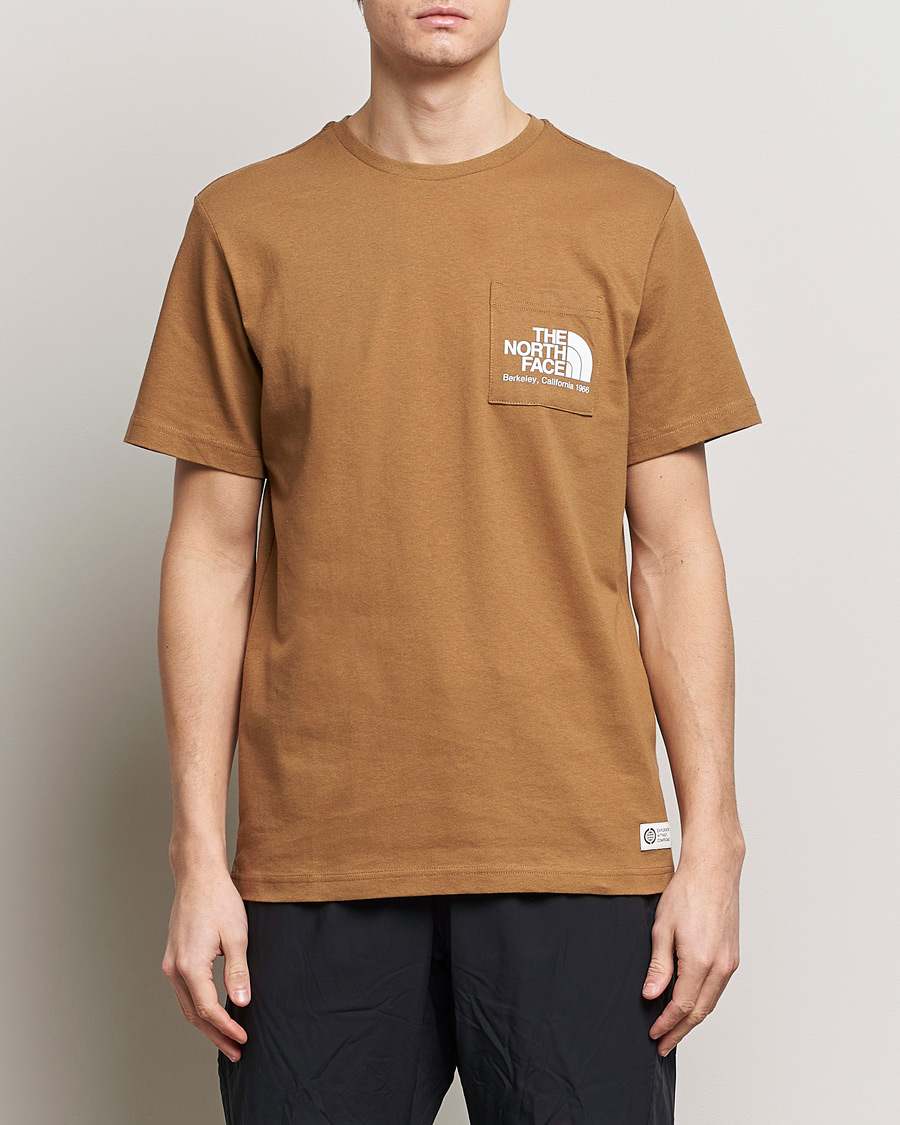 Herre | Kortermede t-shirts | The North Face | Berkeley Pocket T-Shirt Utility Brown