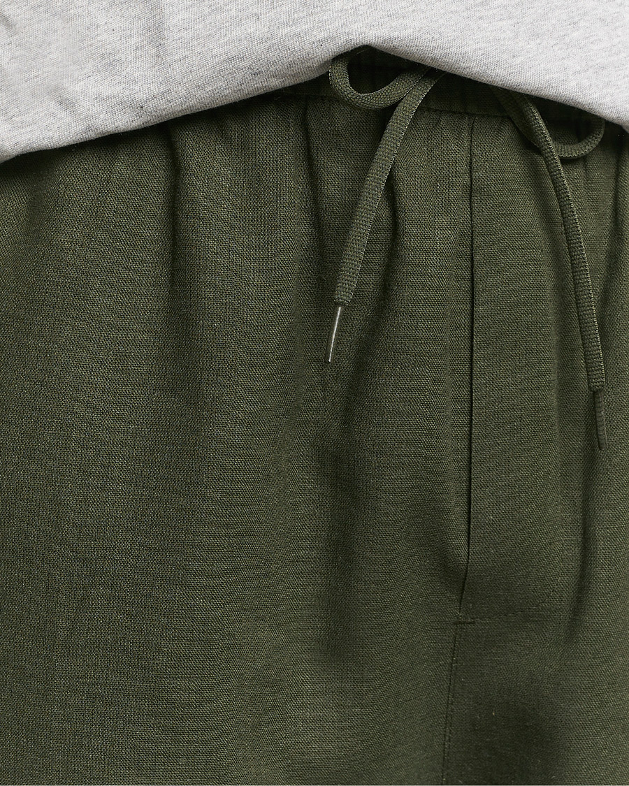 Herre | Shorts | LES DEUX | Otto Linen Shorts Forrest Green