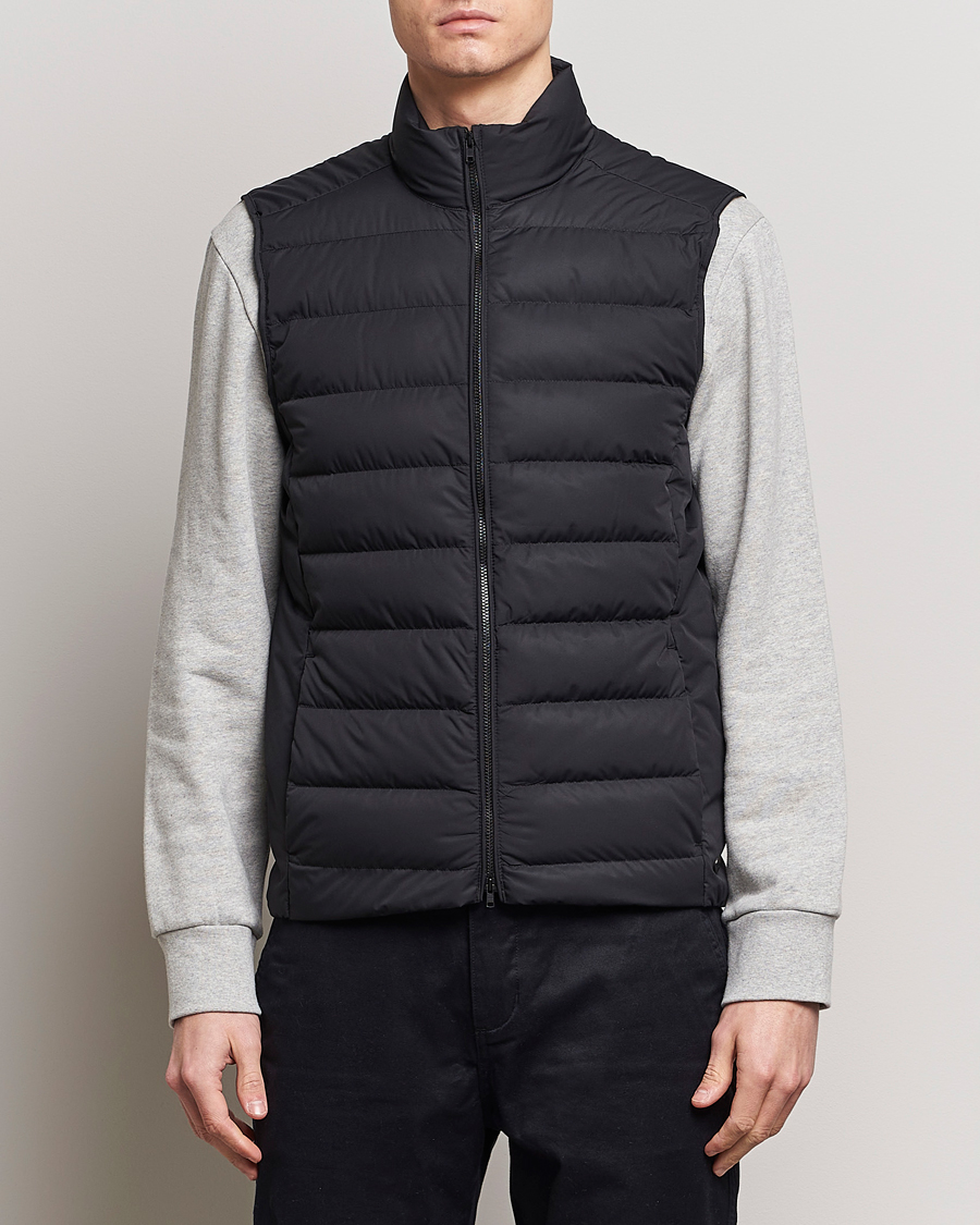 Herre | Business & Beyond | Scandinavian Edition | Ratio II Lightweight Padded Vest Onyx