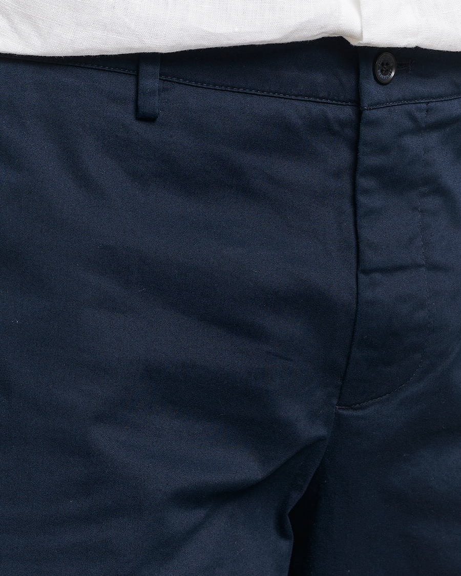 Herre | Shorts | J.Lindeberg | Nathan Cloud Satin Shorts Navy
