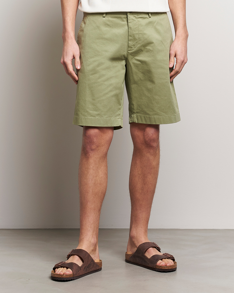 Herre | Chino shorts | J.Lindeberg | Nathan Cloud Satin Shorts Oil Green