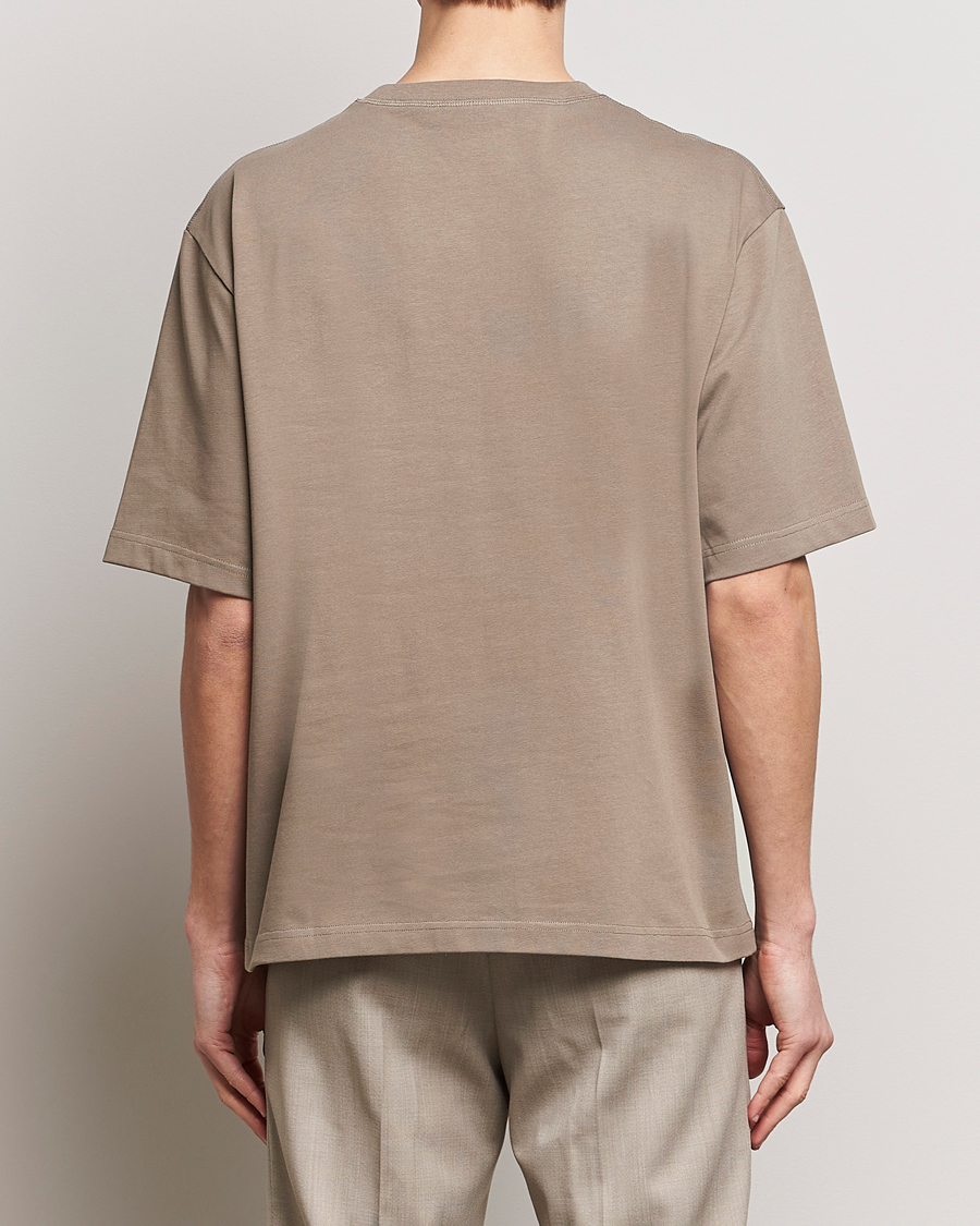 Herre | T-Shirts | J.Lindeberg | Cameron Loose T-Shirt Walnut