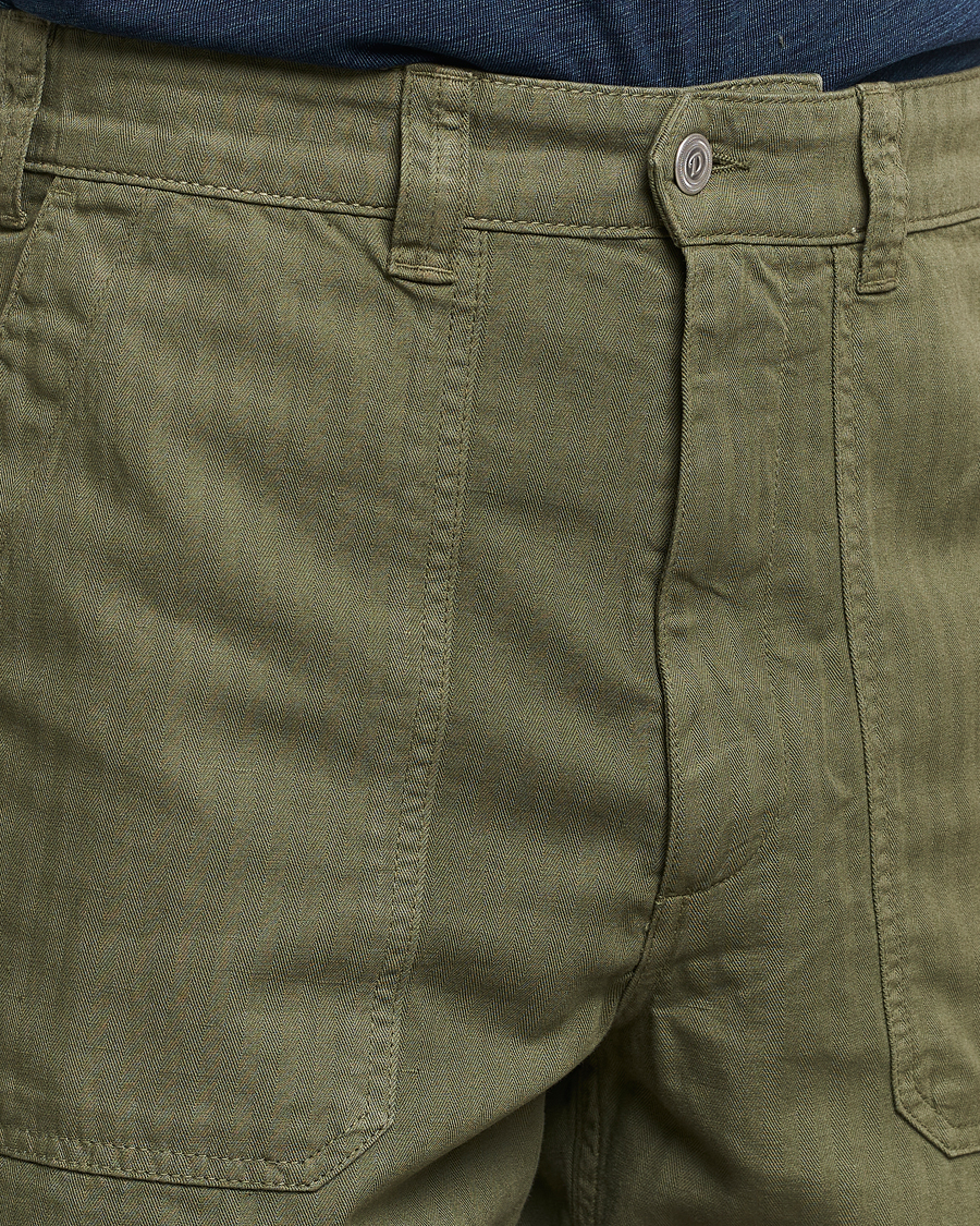 Herre | Shorts | Drake's | Herringbone Fatigue Cotton Shorts Olive