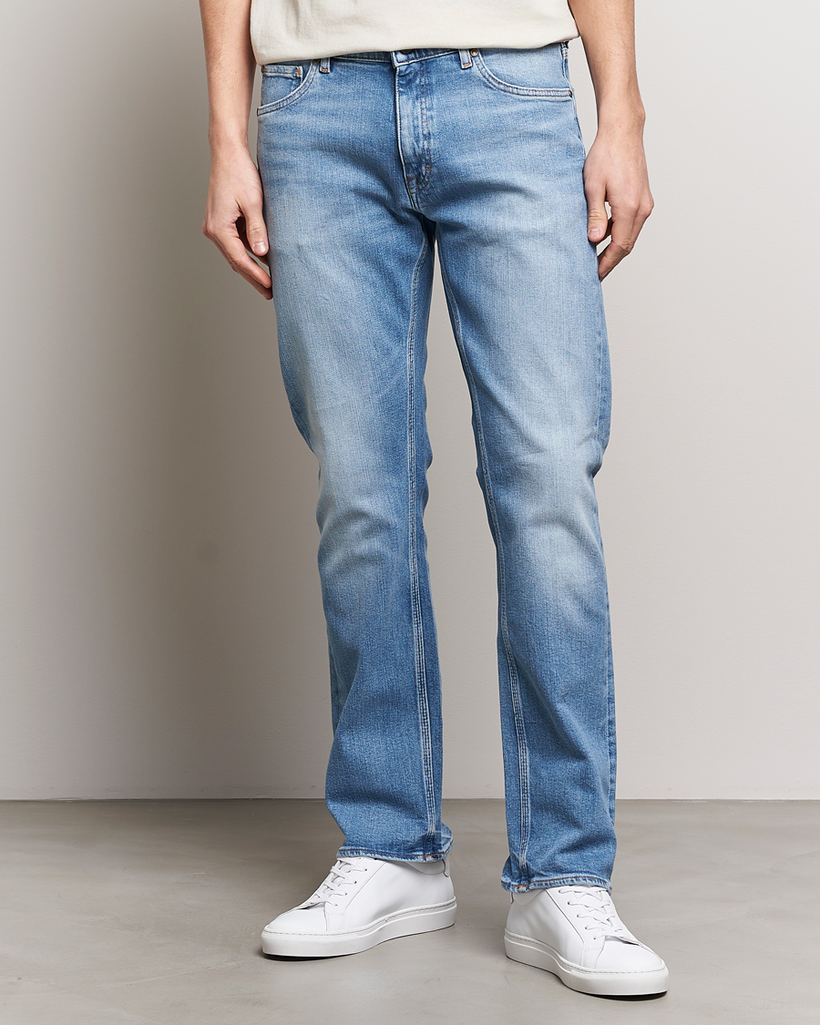 Herre | Avdelinger | Tiger of Sweden | Des Jeans Light Blue