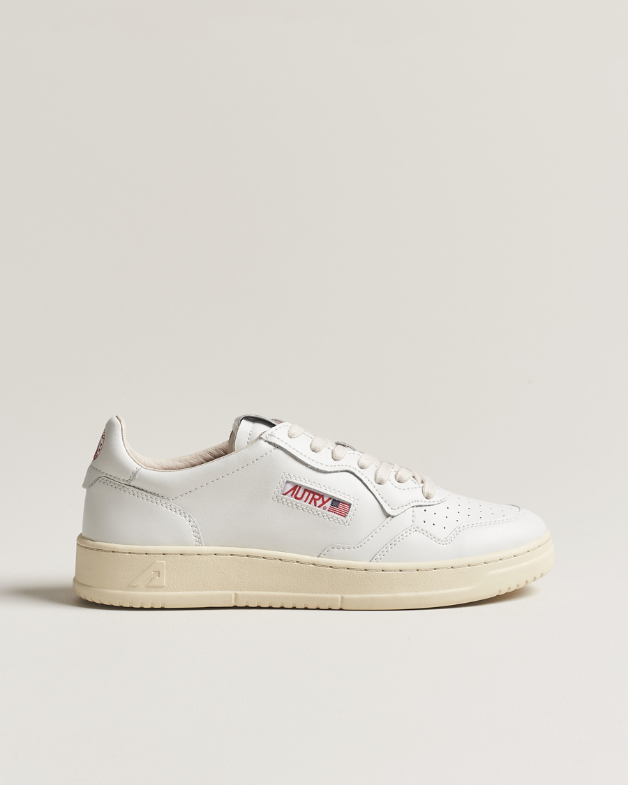 Herre | Autry Medalist Low Leather Sneaker White/Red | Autry | Medalist Low Leather Sneaker White/Red